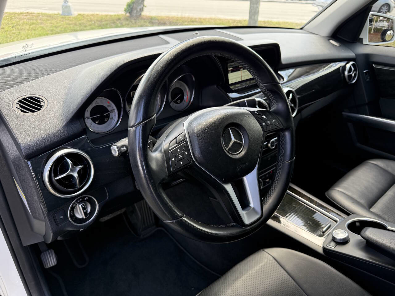 Used 2014 Mercedes-Benz GLK 350 2WD image 12