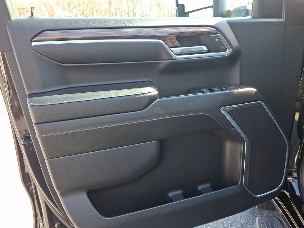 Used 2024 Chevrolet Silverado 1500 RST w/ Max Trailering Package image 12