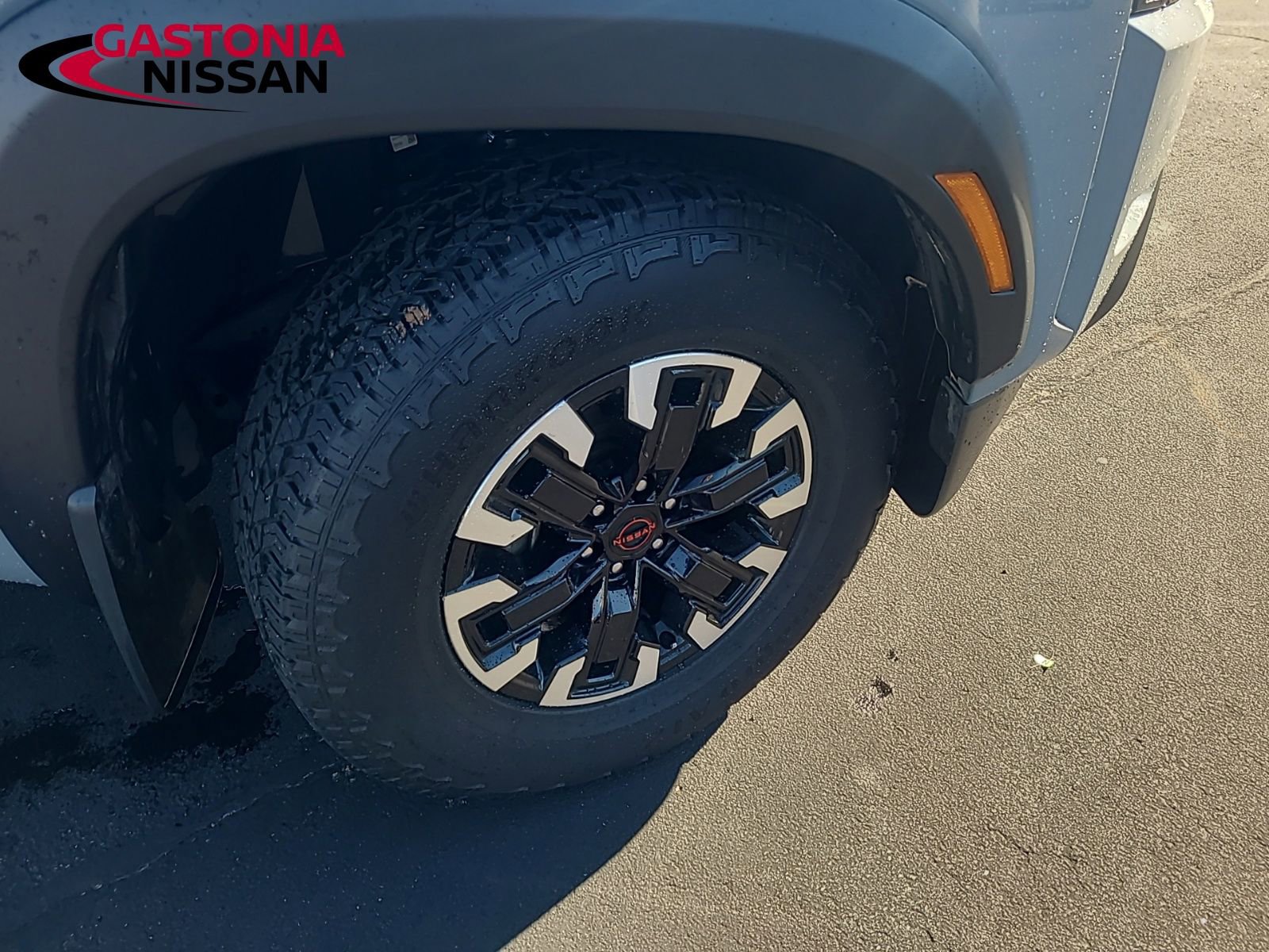 Used 2024 Nissan Frontier Pro-X w/ Technology Package image 15