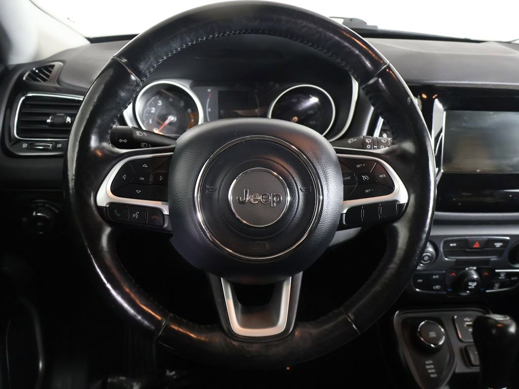 Used 2020 Jeep Compass Latitude AWD/4WD image 31