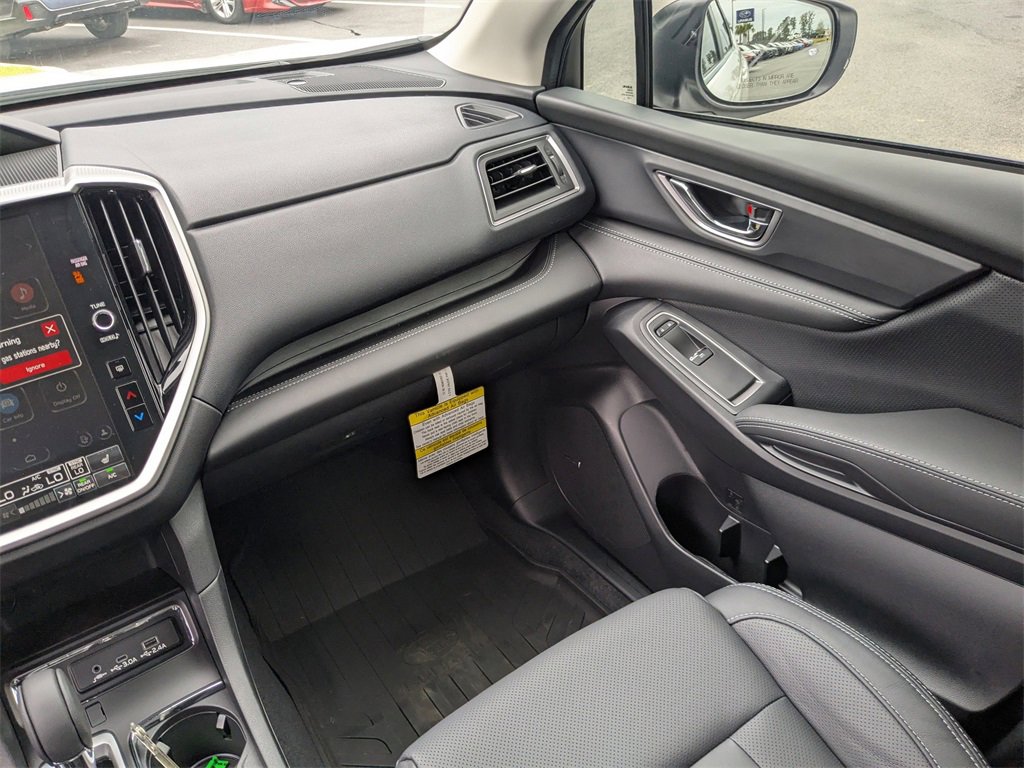 New 2025 Subaru Ascent Limited image 13