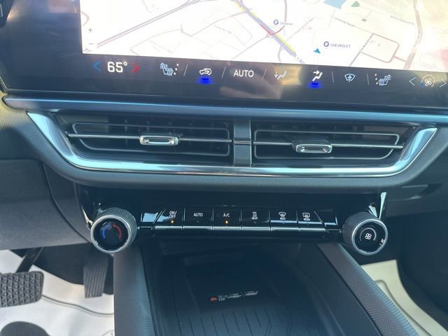 New 2026 Chevrolet Equinox EV LT image 25