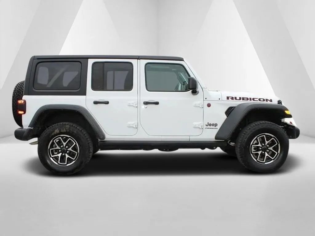 Used 2024 Jeep Wrangler Unlimited Rubicon image 8