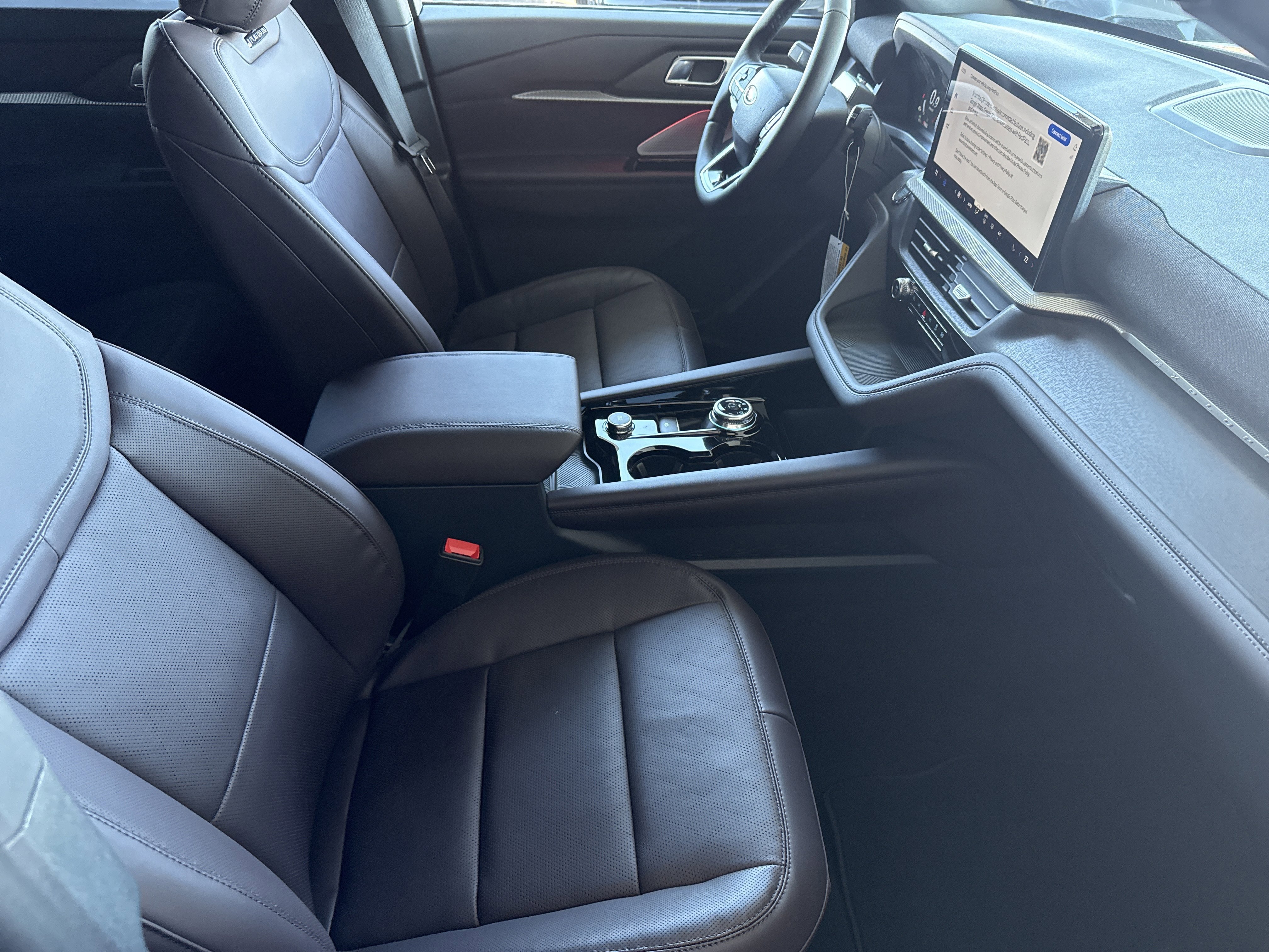 New 2026 Ford Explorer Platinum RWD image 17