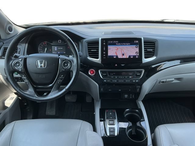 Used 2017 Honda Pilot Touring image 18