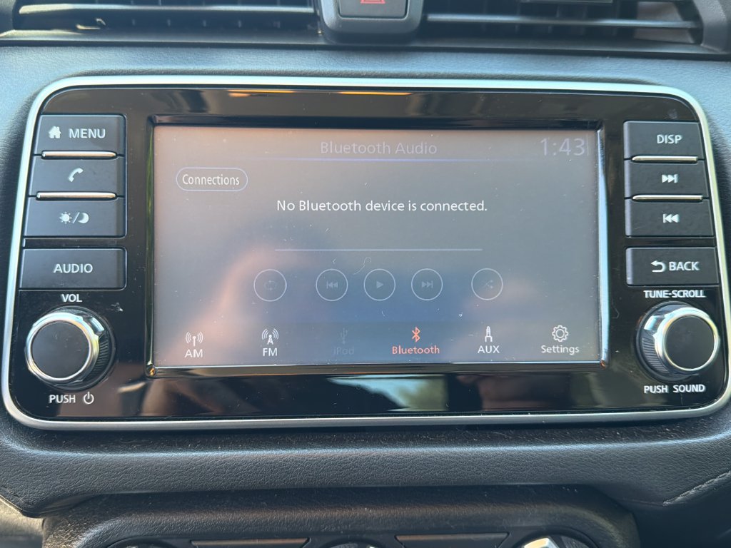 Used 2020 Nissan Versa S FWD image 23