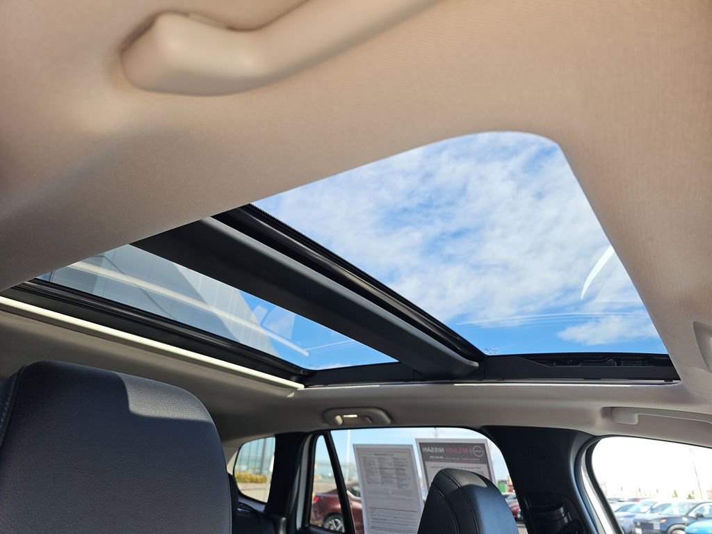 Used 2025 MAZDA CX-50 AWD 2.5 S w/ Premium Plus Pkg image 21