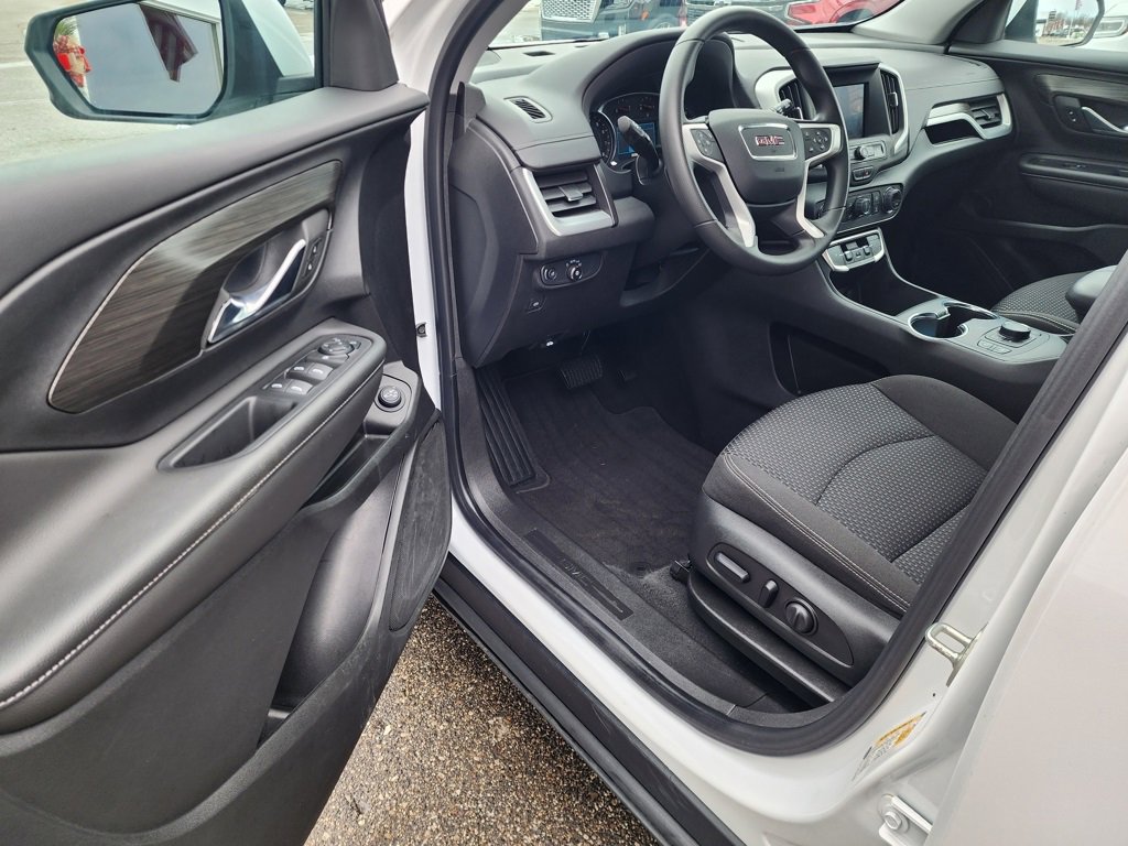 Certified 2023 GMC Terrain SLE w/ Driver Convenience Package image 19