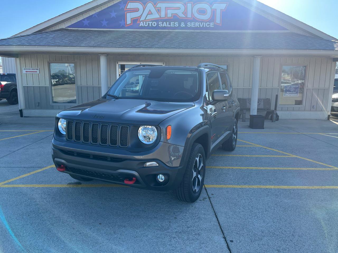 Used 2019 Jeep Renegade Trailhawk w/ UConnect 8.4 Nav Group