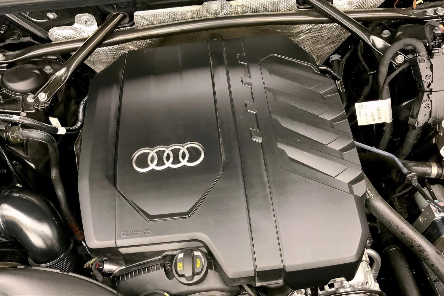 Used 2022 Audi Q5 2.0T Premium w/ Convenience Package AWD/4WD image 31