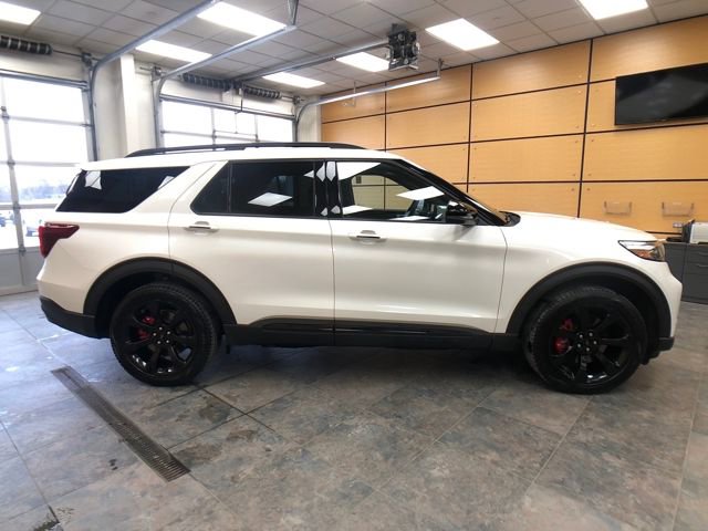 Certified 2023 Ford Explorer ST w/ Equipment Group 401A image 8