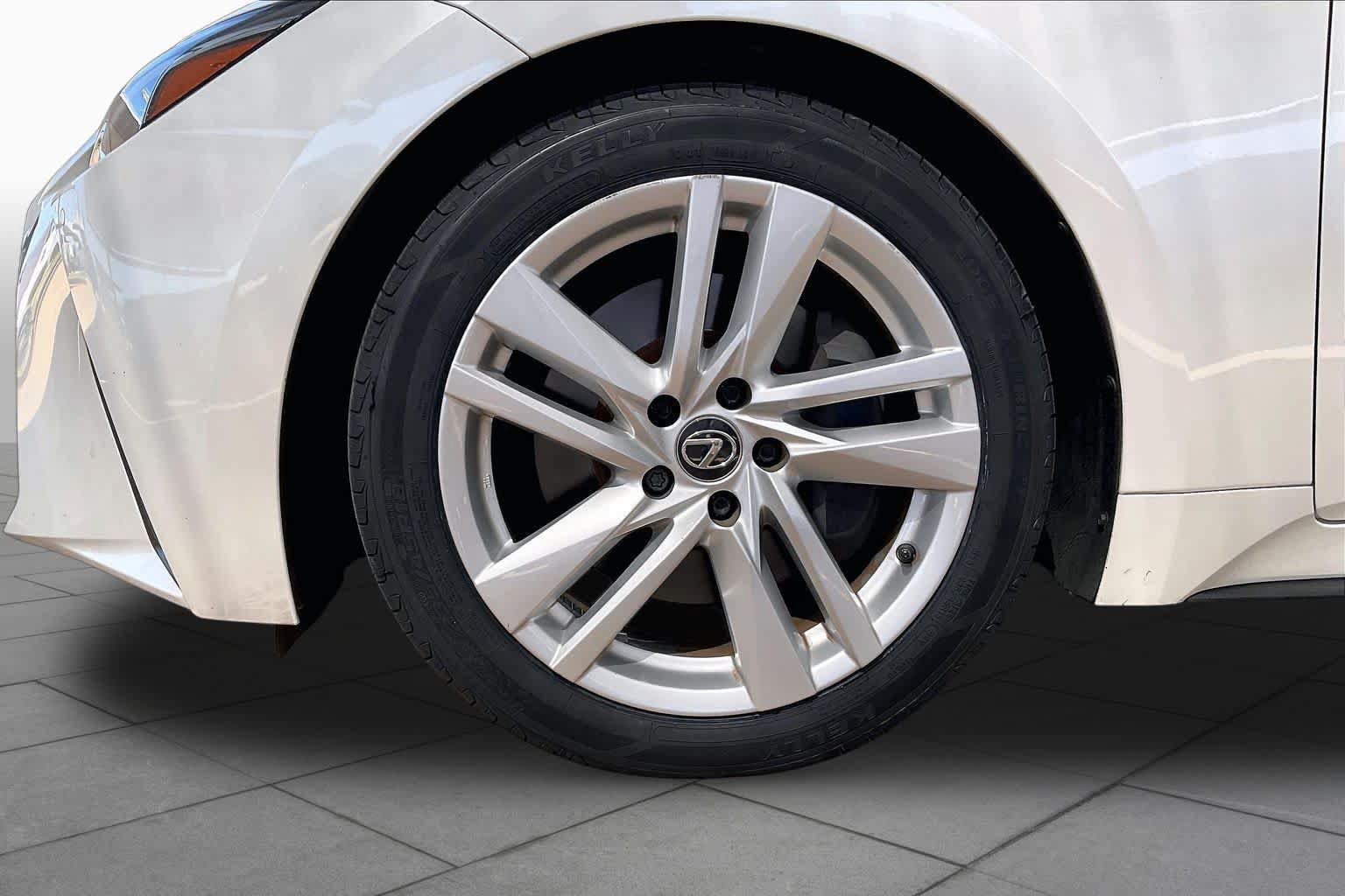 Used 2024 Lexus IS 300 w/ Comfort Package RWD image 11