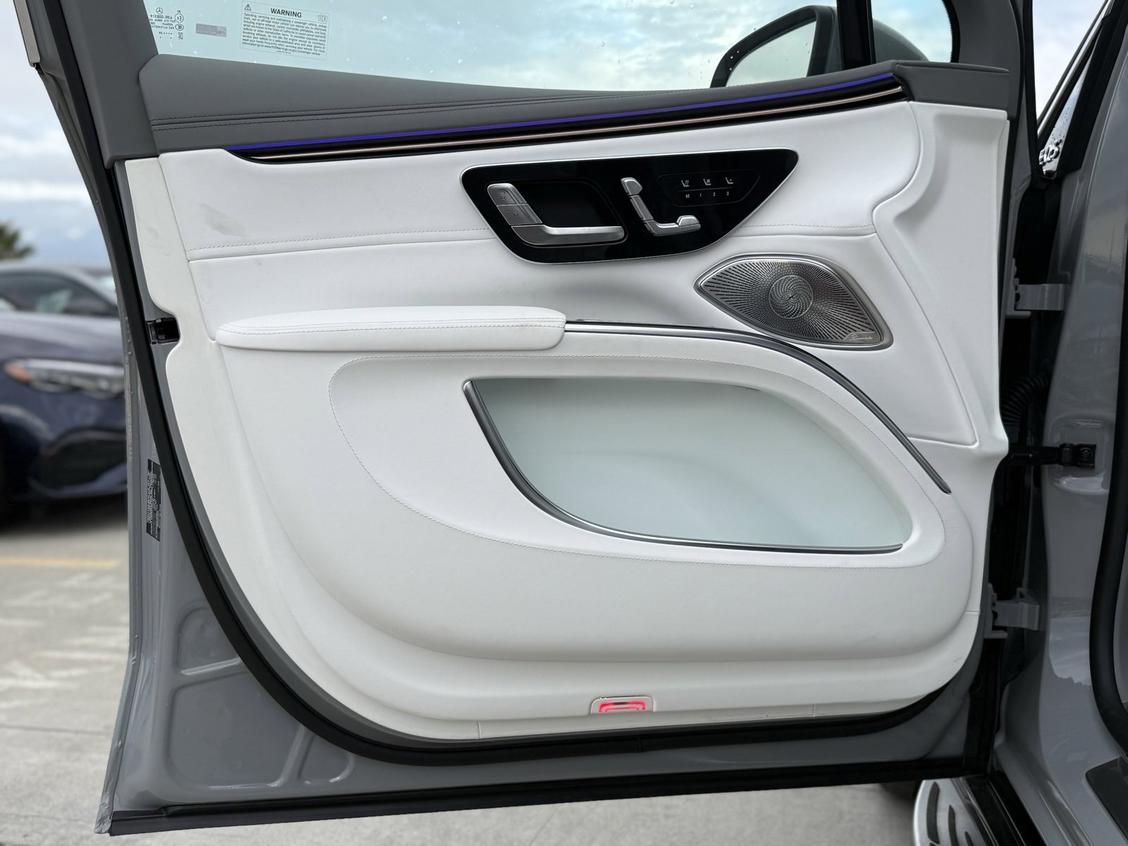 New 2025 Mercedes-Benz Maybach EQS 680 4MATIC image 15