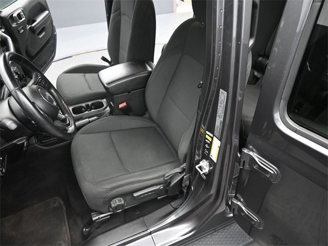 Used 2021 Jeep Gladiator Willys image 11