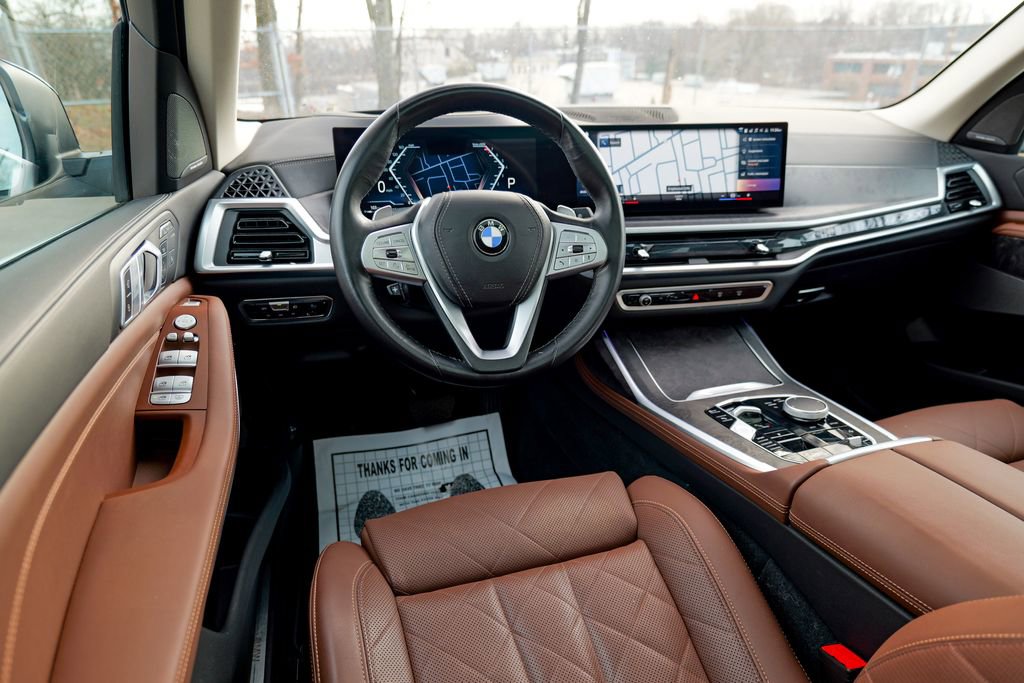 Used 2023 BMW X7 xDrive40i w/ Premium Package image 44
