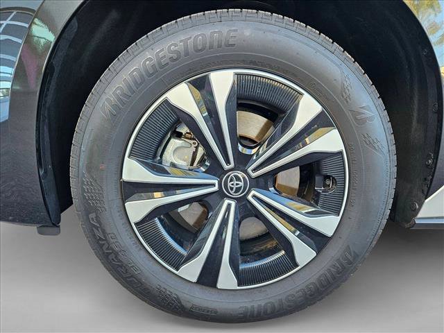 Used 2025 Toyota bZ4X FWD image 21