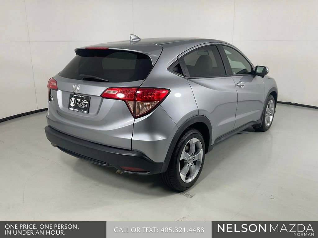 Used 2017 Honda HR-V EX image 6
