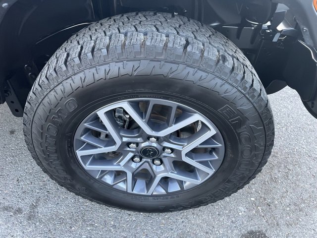 Used 2024 Jeep Wrangler Sahara image 15