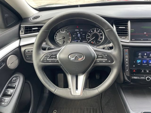 Used 2019 INFINITI QX50 Essential w/ Premium Heat Package AWD/4WD image 18