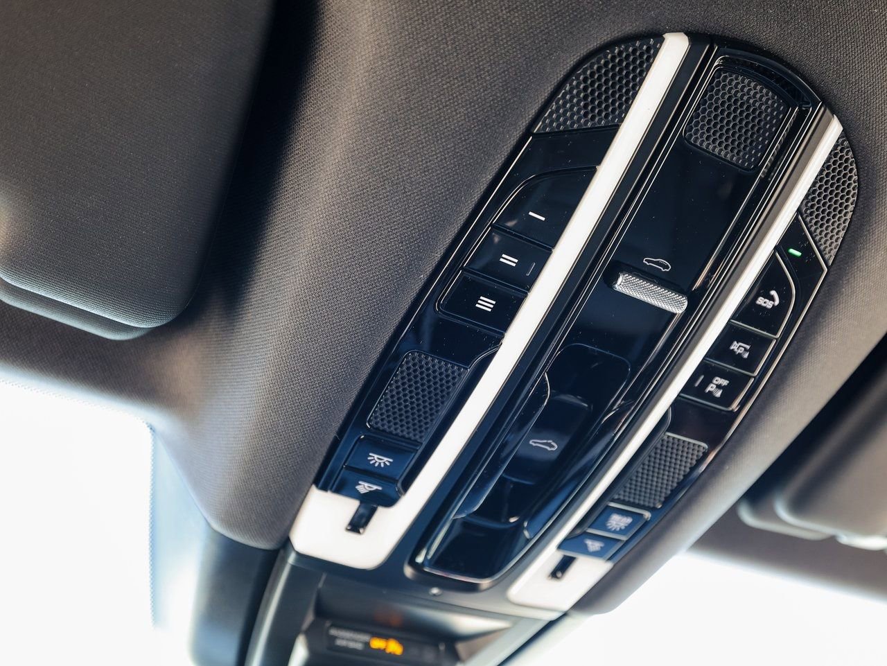 Certified 2023 Porsche Cayenne image 21