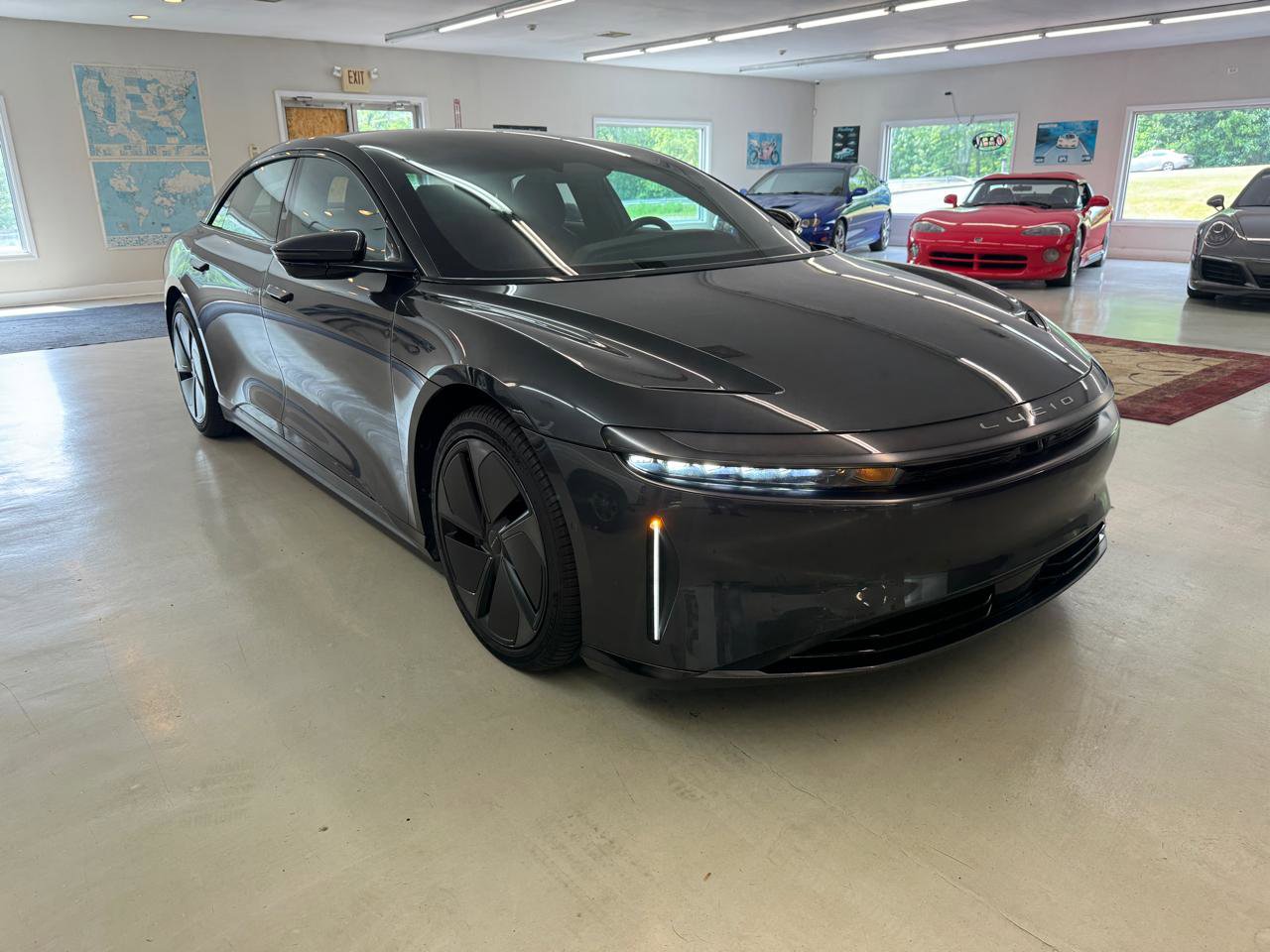 Used 2023 Lucid Air Touring AWD/4WD image 4