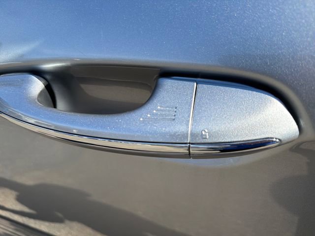 Certified 2022 Ford Edge Titanium AWD/4WD image 8