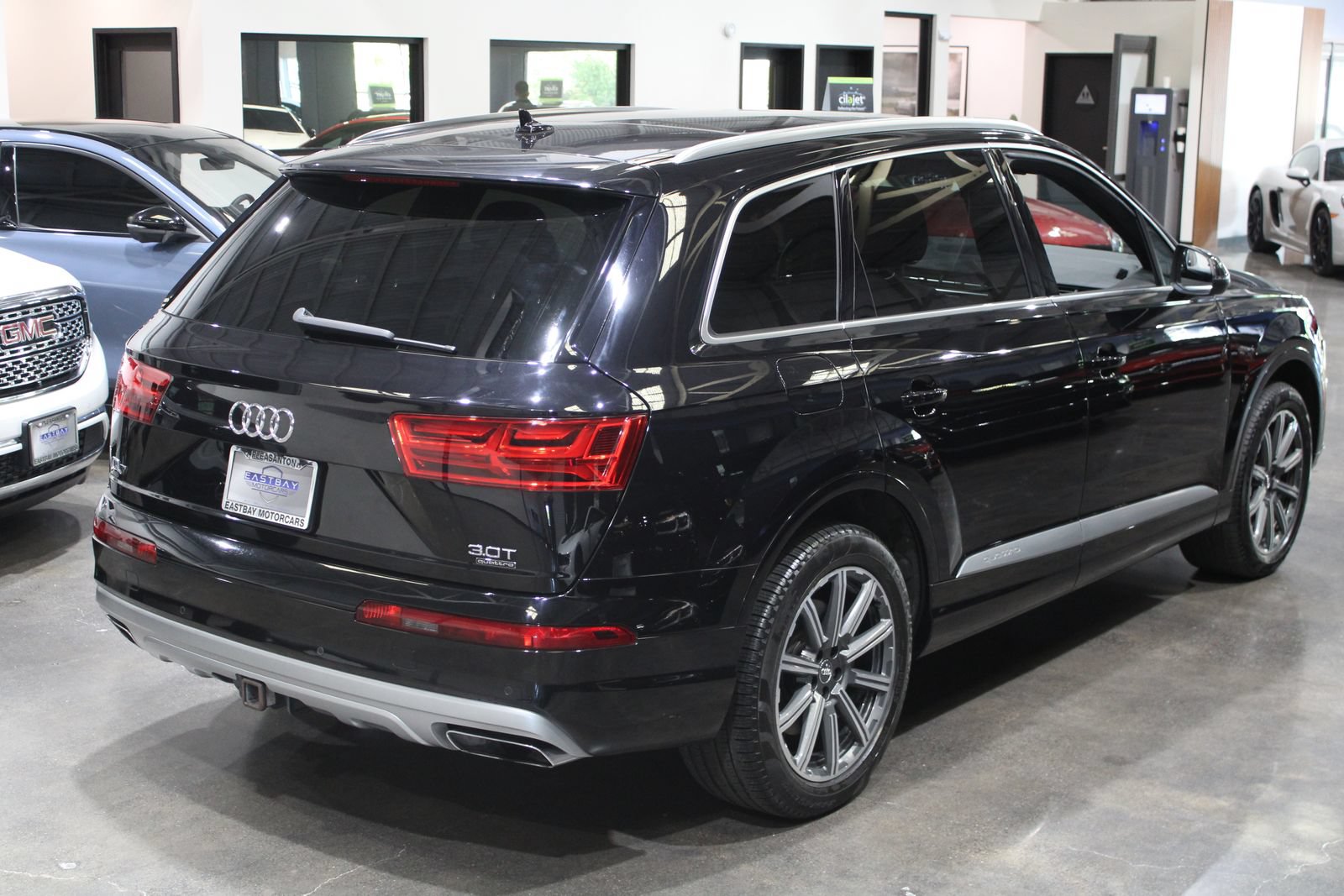 Used 2017 Audi Q7 3.0T Premium Plus AWD/4WD image 16