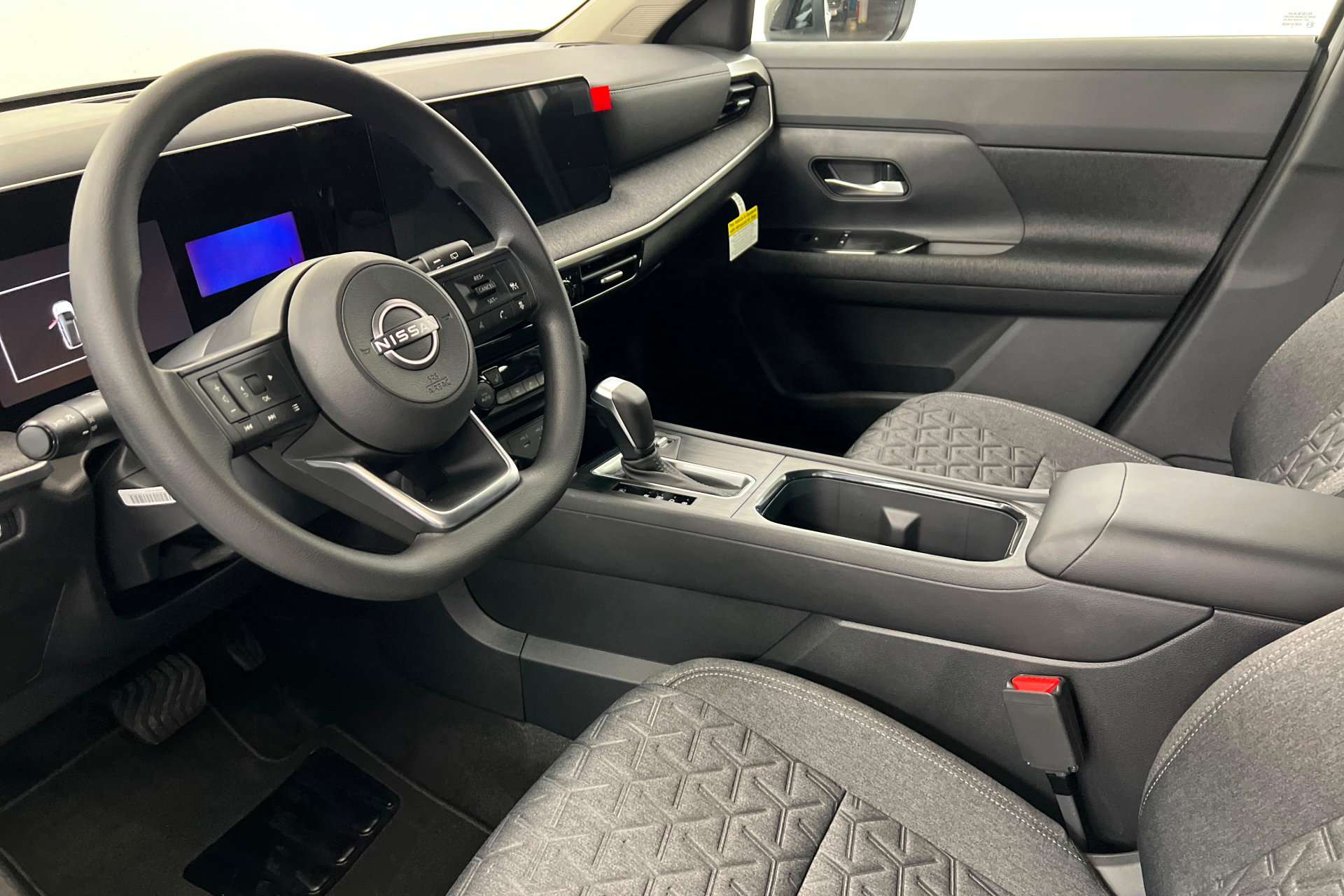 New 2026 Nissan Kicks SV w/ Cold Weather Package FWD image 15