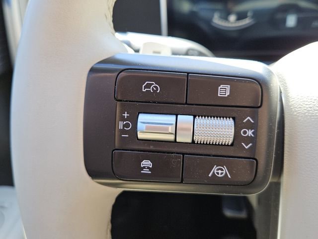 Used 2025 Hyundai Santa Fe SEL image 21