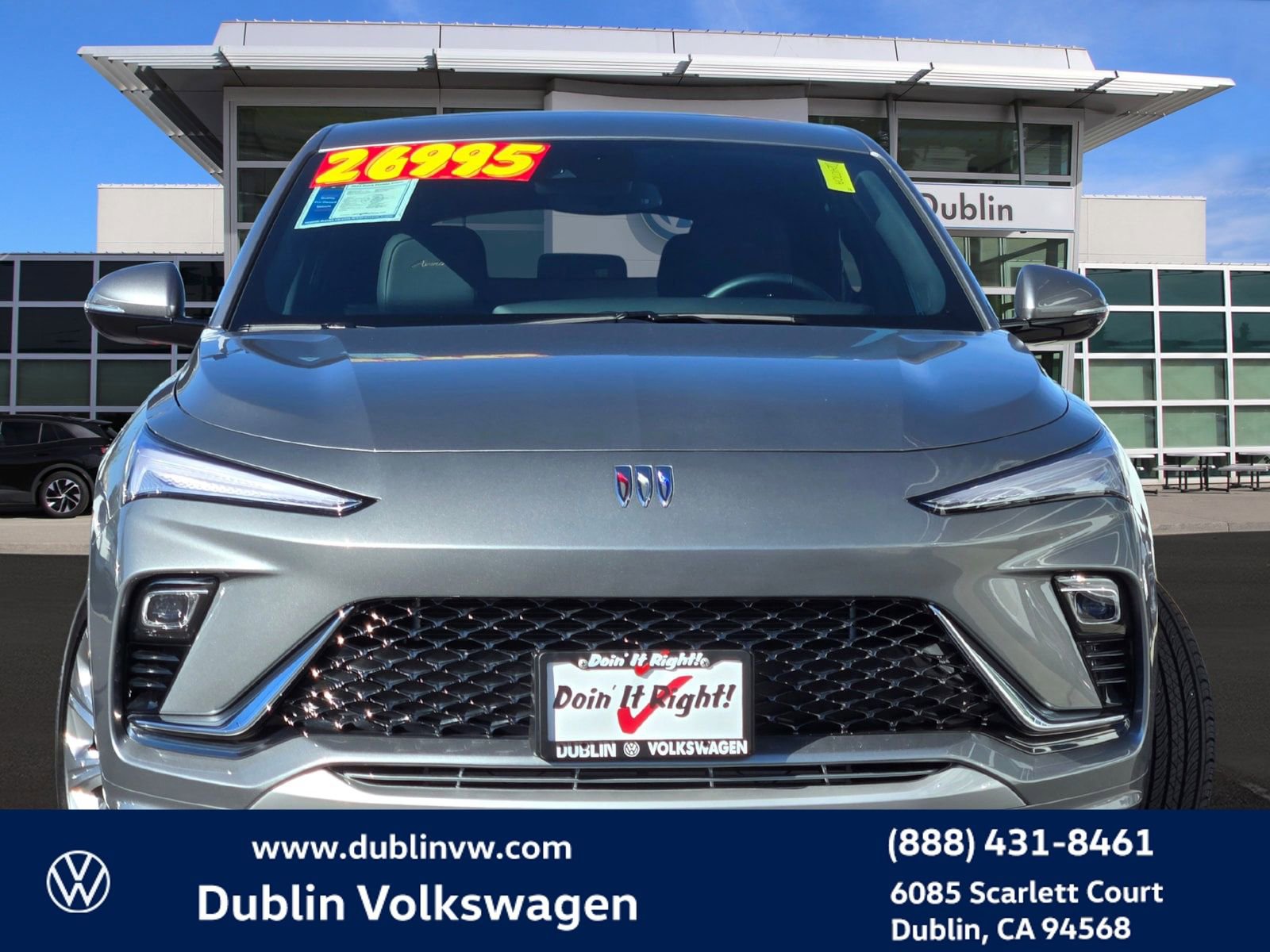 Used 2024 Buick Envista Avenir image 2