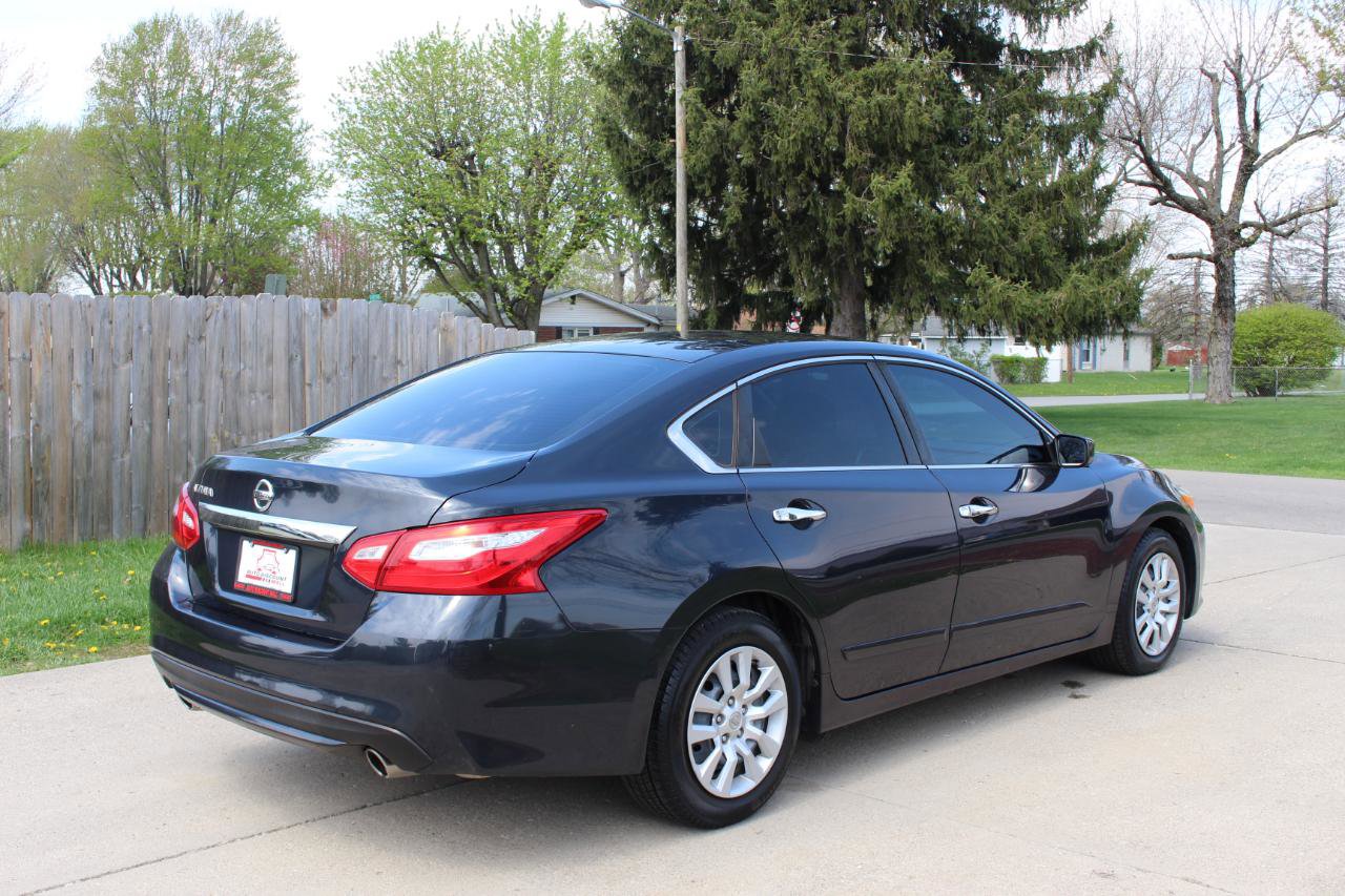 Used 2016 Nissan Altima 2.5 S w/ Power Driver Seat Package image 10