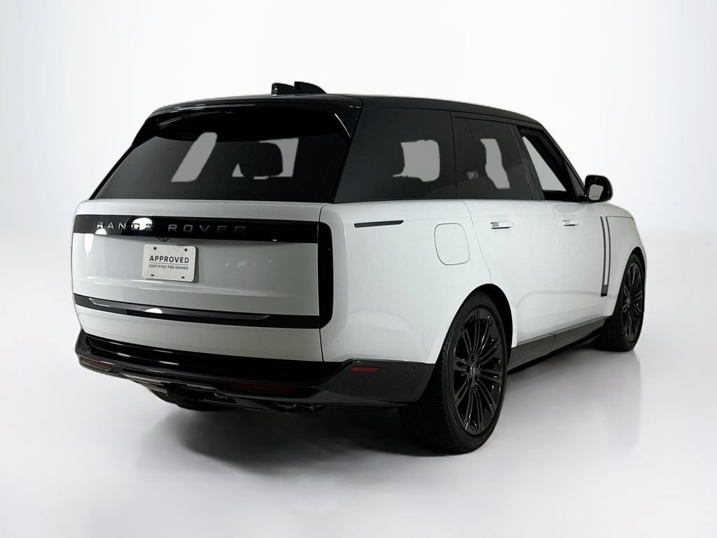 Used 2024 Land Rover Range Rover SE AWD/4WD image 5