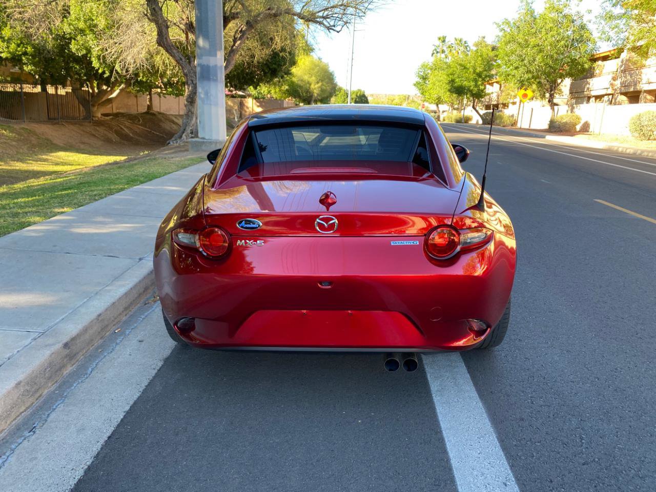 Used 2021 MAZDA MX-5 Miata RF Grand Touring RWD image 5