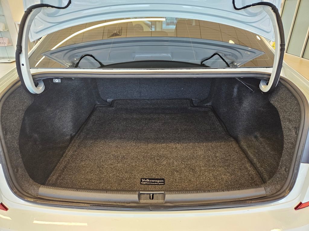 Used 2020 Volkswagen Passat 2.0T SE image 31