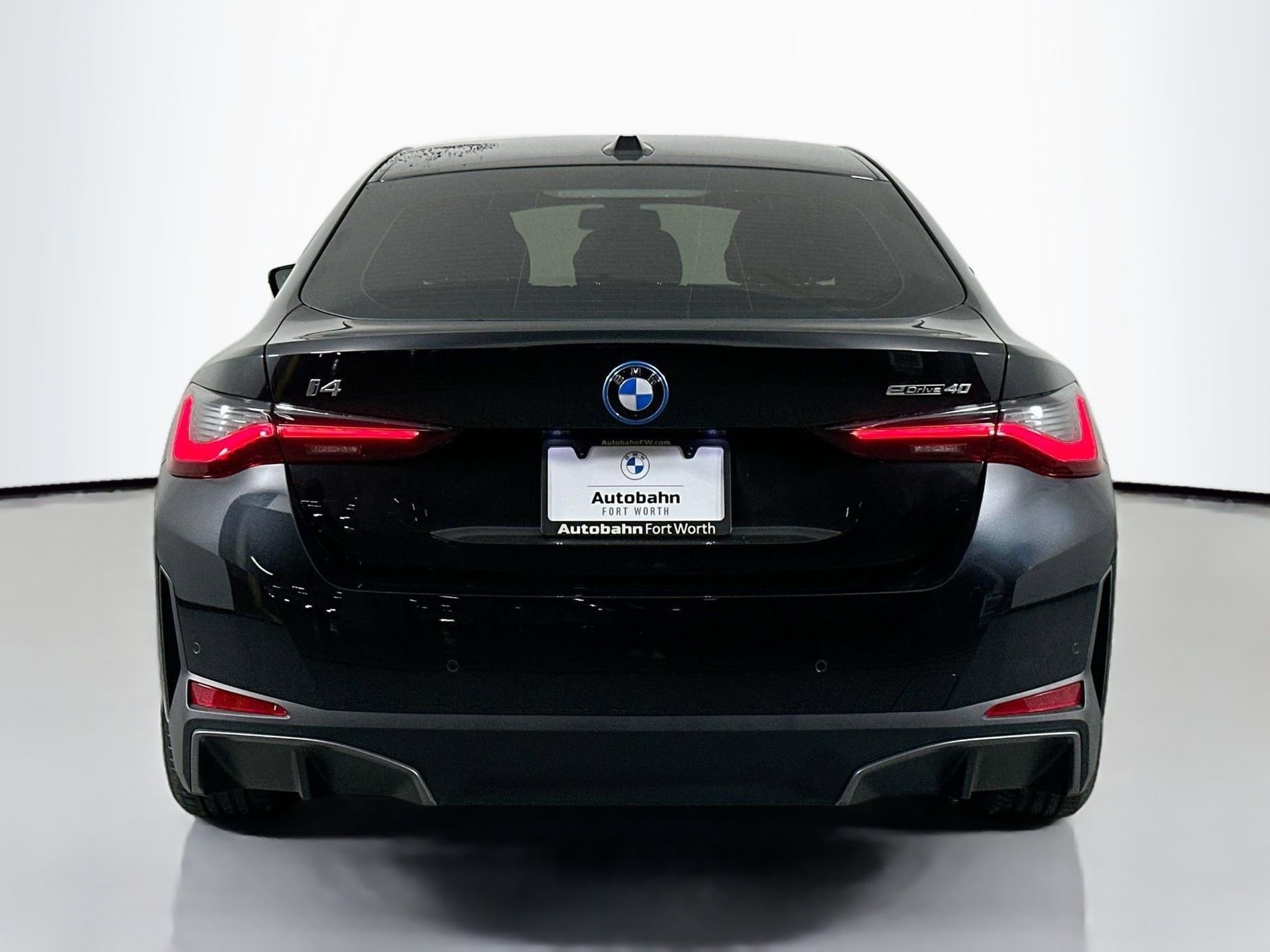 Used 2025 BMW i4 eDrive40 w/ Premium Package image 6