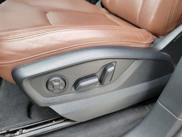 Used 2018 Audi Q7 3.0T Prestige w/ Prestige Package image 29