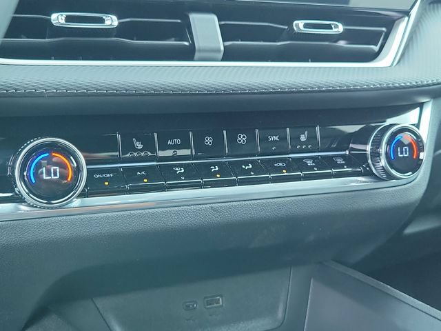 New 2026 Chevrolet Equinox LT w/ Convenience Package II FWD image 15