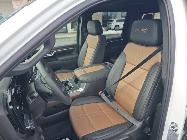 New 2025 Chevrolet Silverado 3500 High Country w/ Technology Package image 31