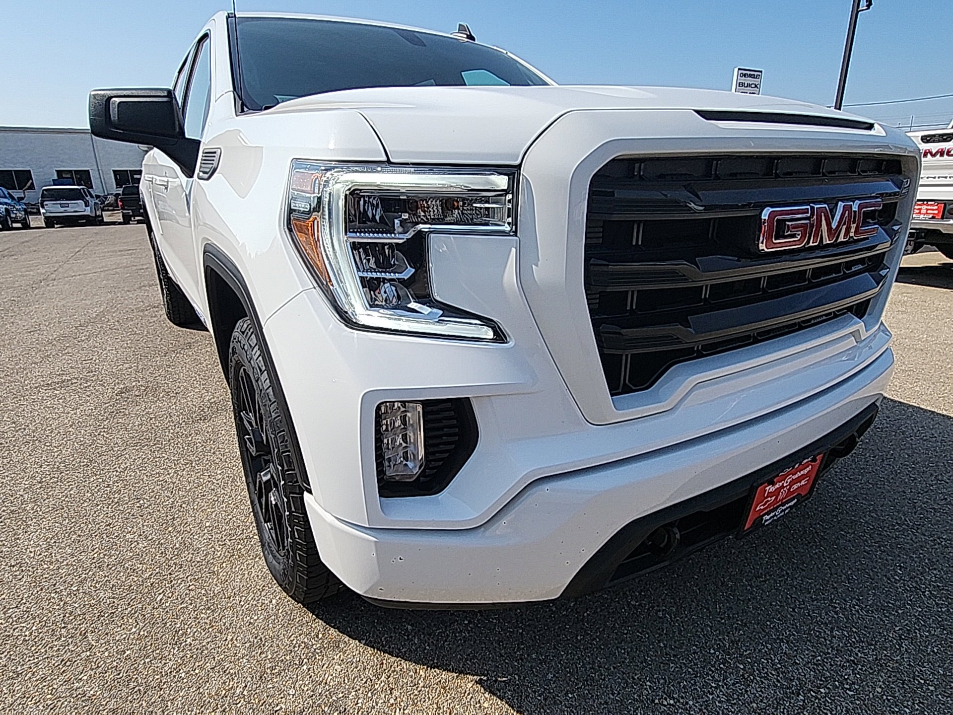 Used 2022 GMC Sierra 1500 Elevation image 12