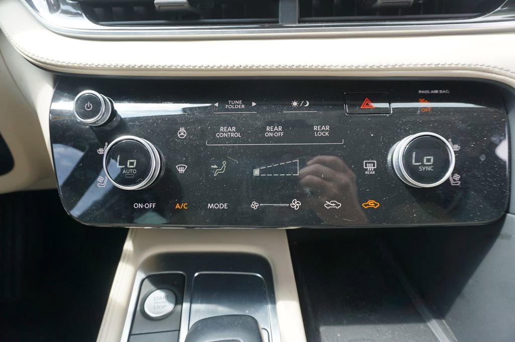 Used 2023 INFINITI QX60 Luxe w/ Cargo Package image 12