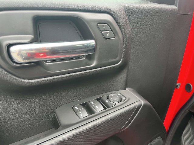 New 2026 Chevrolet Silverado 1500 Custom w/ Turbomax Blackout Package AWD/4WD image 11