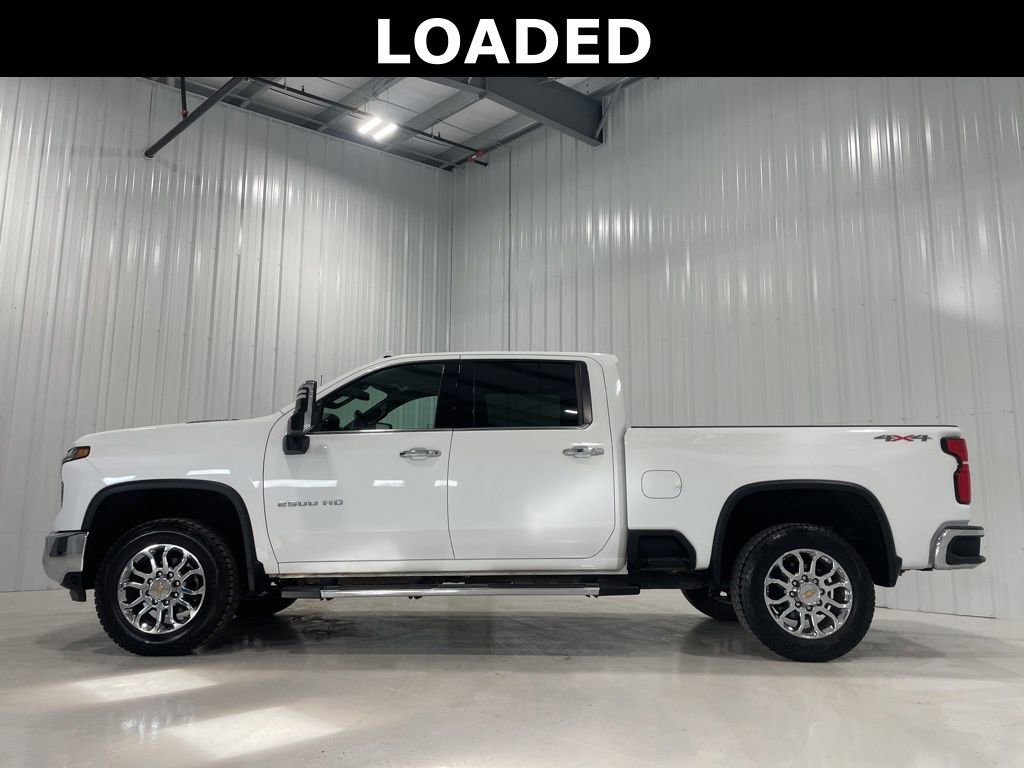 Used 2024 Chevrolet Silverado 2500 LTZ image 3
