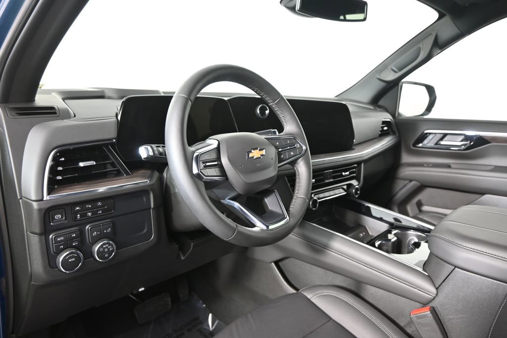 Used 2025 Chevrolet Tahoe LT w/ Comfort Package image 24