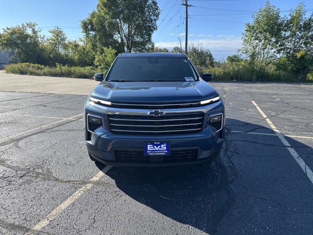 New 2026 Chevrolet Traverse LT w/ Sun and Wheel Package image 2