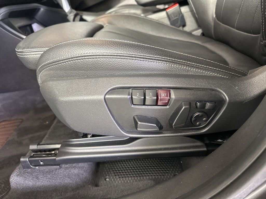 Used 2019 BMW X1 xDrive28i w/ Convenience Package image 11