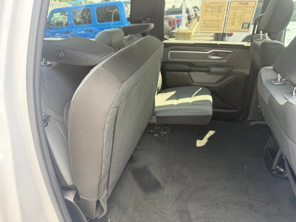 Used 2022 RAM 1500 Big Horn AWD/4WD image 50