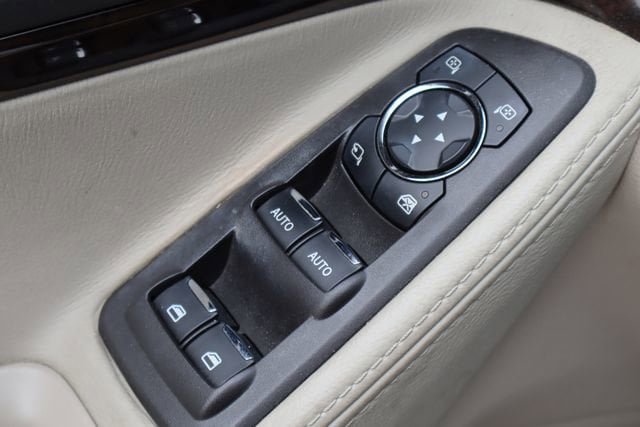 Used 2015 Ford Explorer Limited w/ Equipment Group 301A FWD image 23