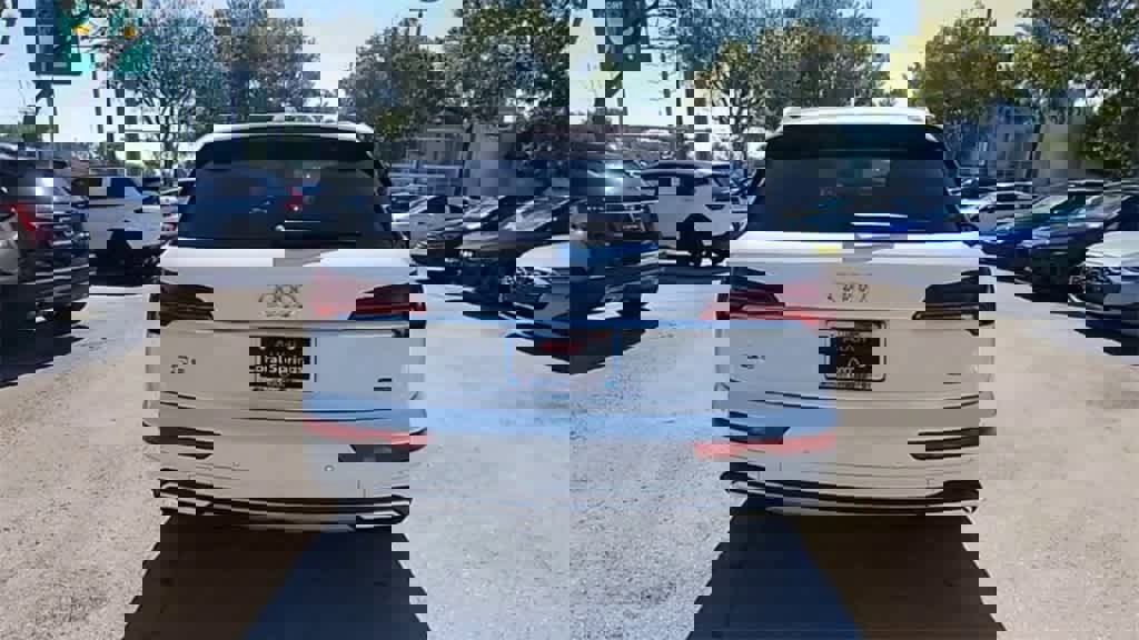 Used 2022 Audi Q5 2.0T Premium Plus image 7