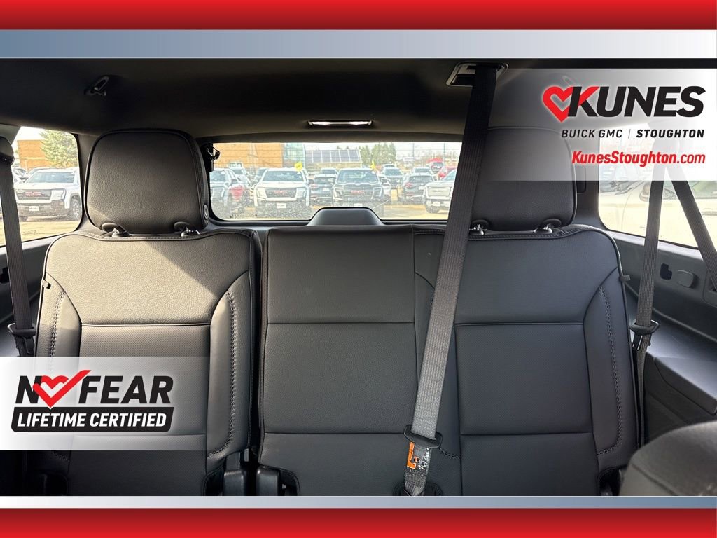 Used 2025 GMC Yukon XL Denali image 42