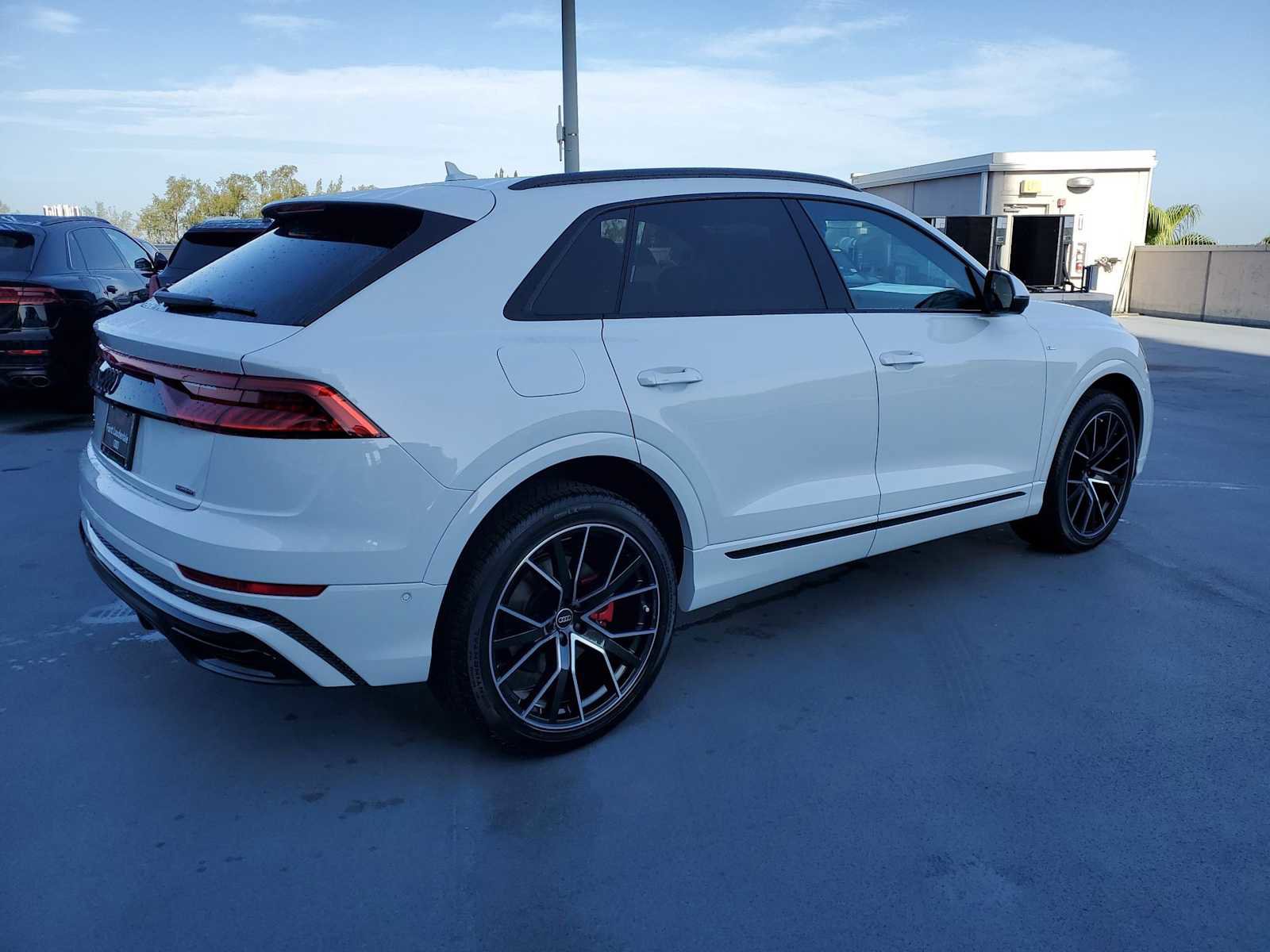 Used 2023 Audi Q8 Premium Plus w/ Premium Plus Package AWD/4WD image 6